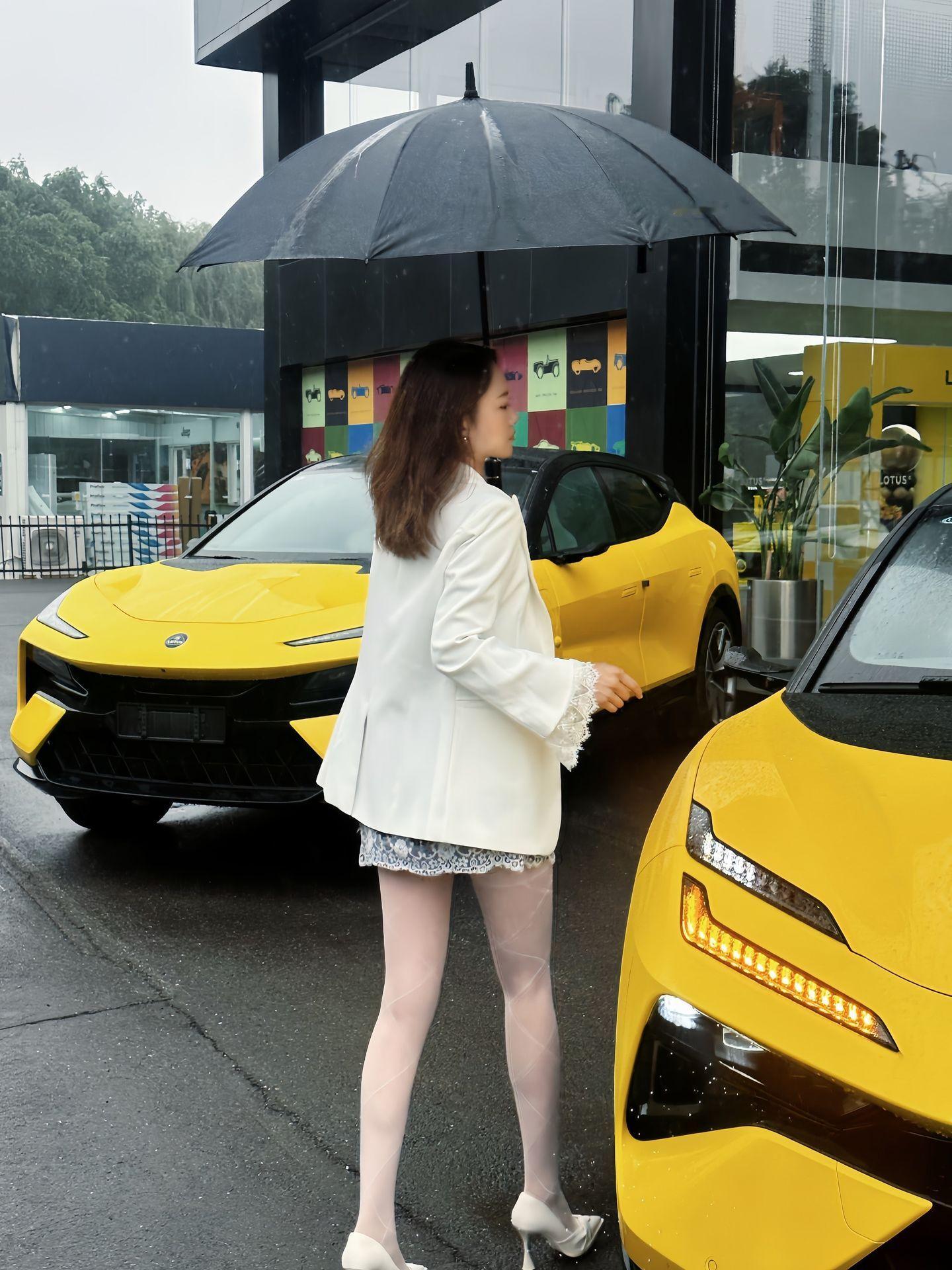 很特别的跑车 ​​​