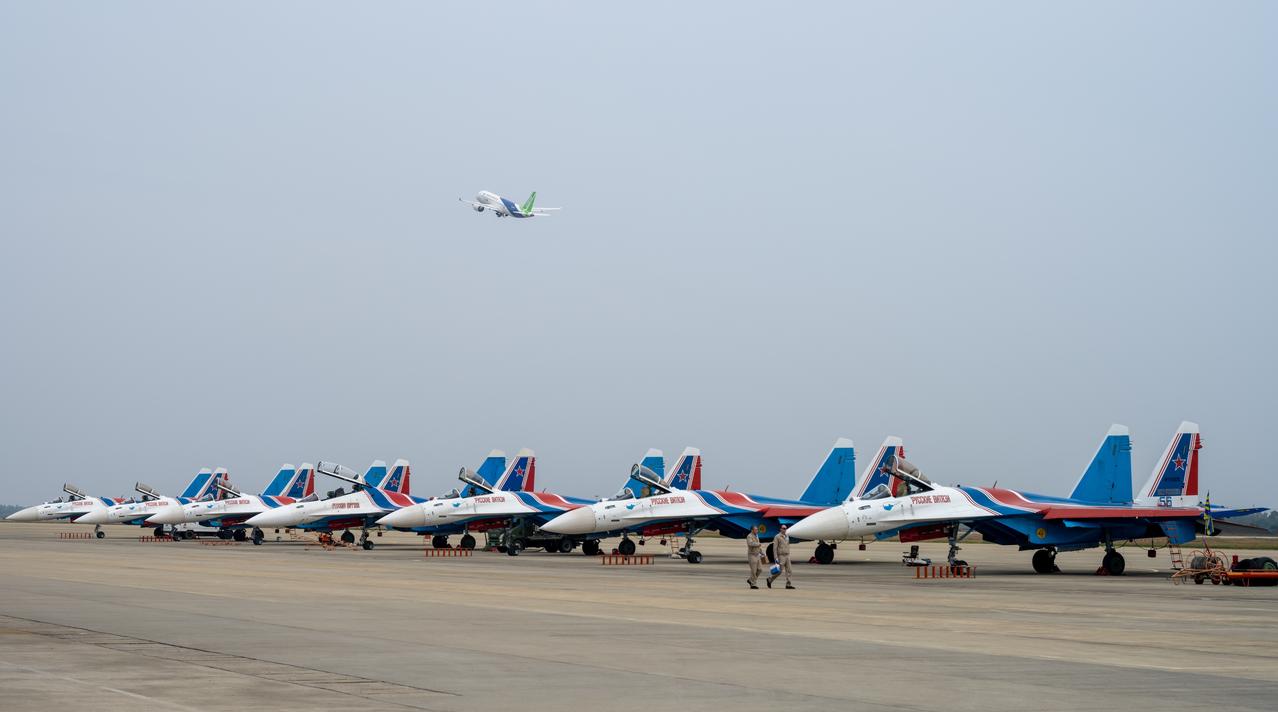 勇士不打弹，等于没上天
当12台117S在耳边轰鸣时，伴着大地的颤动，任何人都可