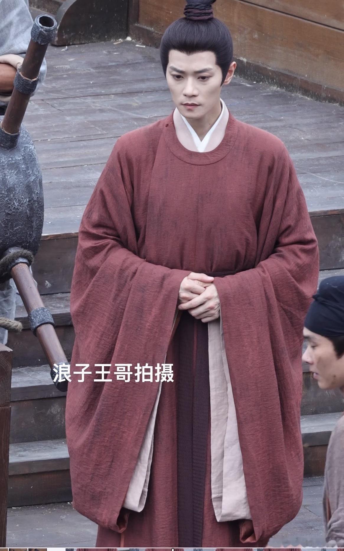 檀健次、曹骏《何不同舟渡》同框路透，生图状态咋样？ 