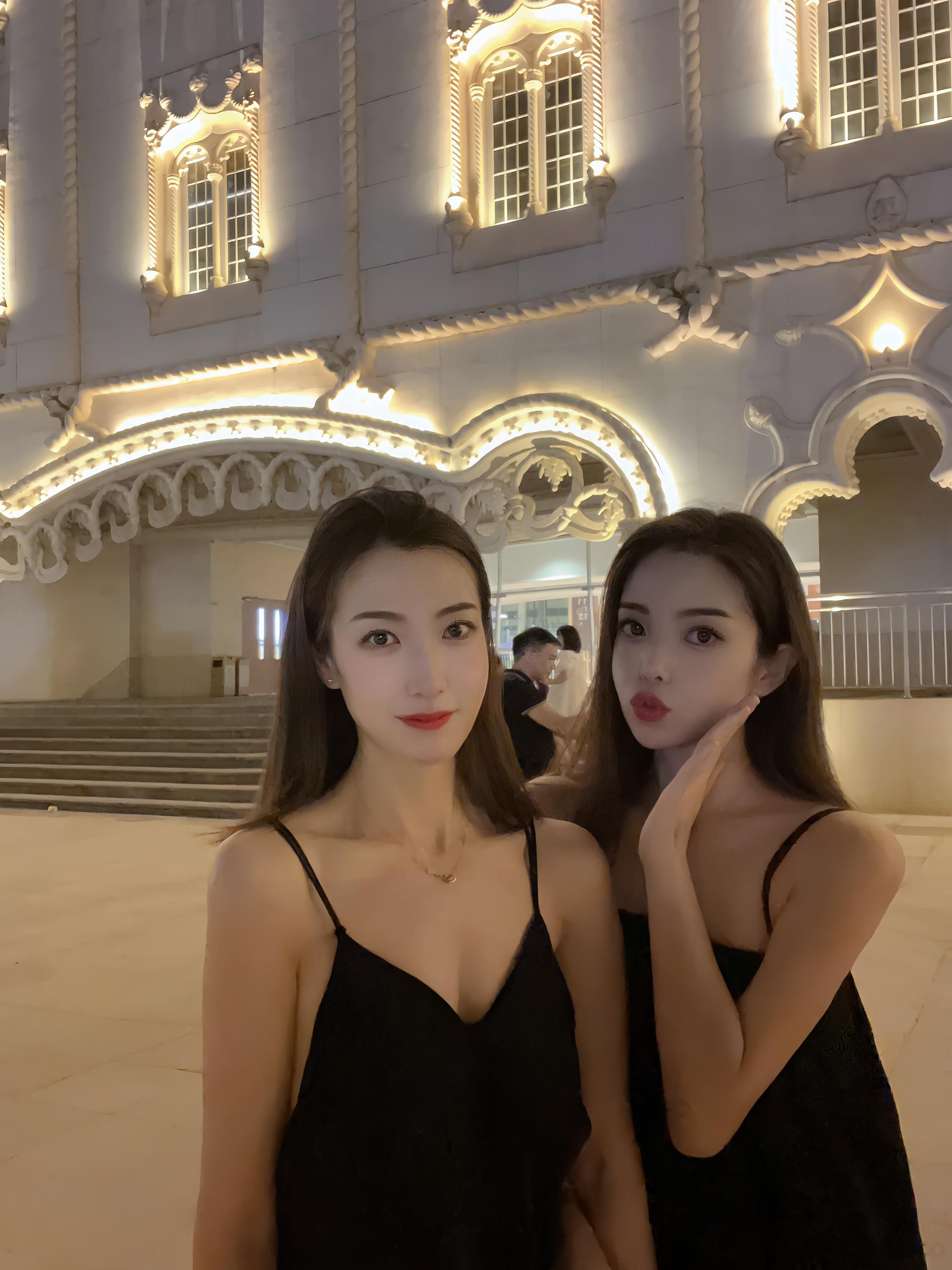 总有一些人见面就会很开心[心]  ​​​