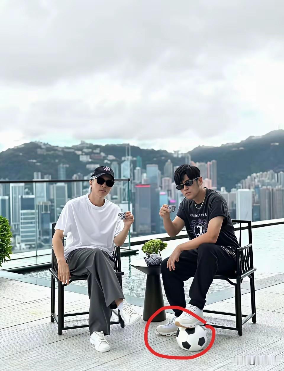 功夫女足2，周星驰有没有可能邀请周杰伦参演？完全有可能，周杰伦无厘头搞笑也有一套