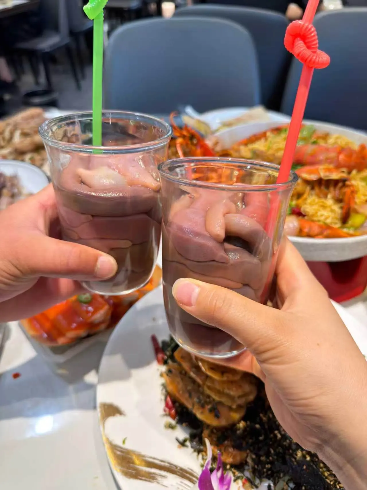 青岛独自旅行美食分享｜天主教堂附近这家店。青岛独自旅行美食分享｜天主教...
