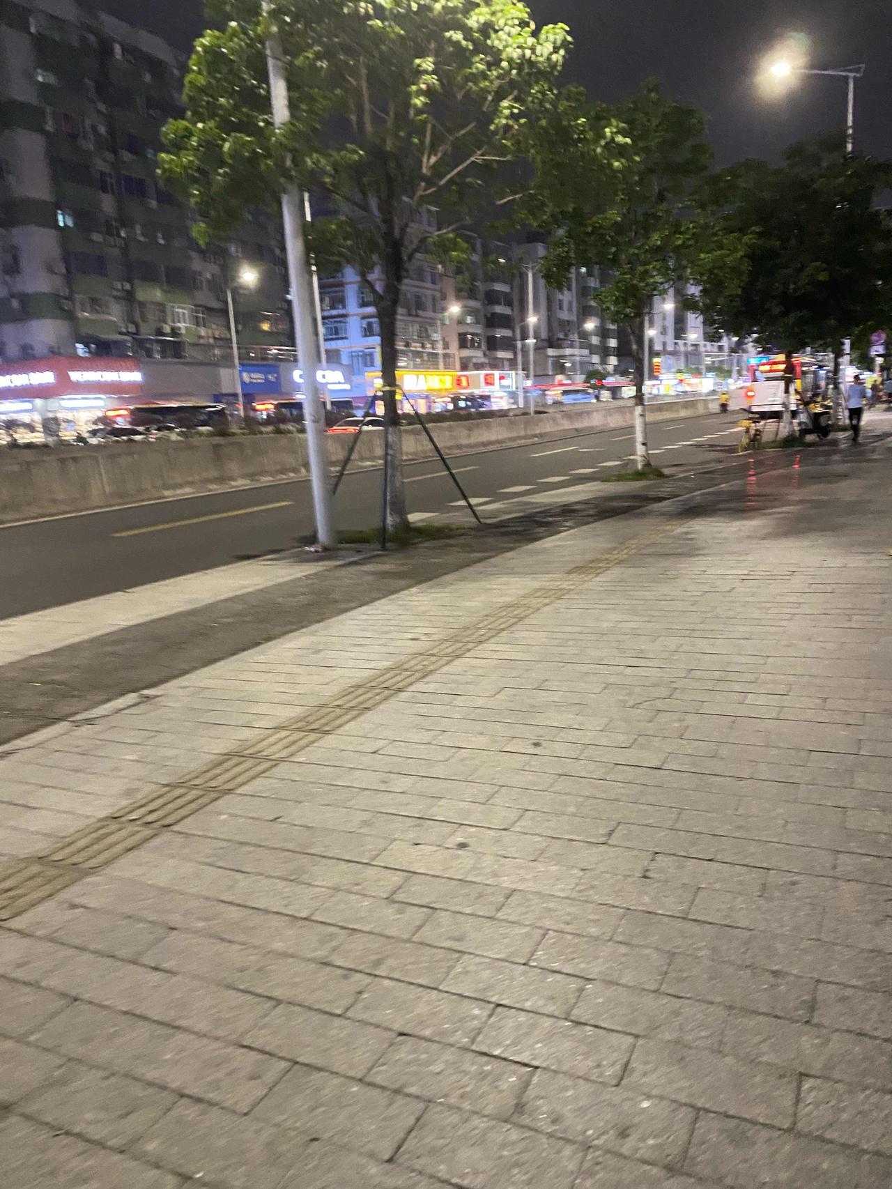 天气终于凉爽了，好难得呀。前段时间天气热起来，还担心夏天的酷热模式开启了，谁知这