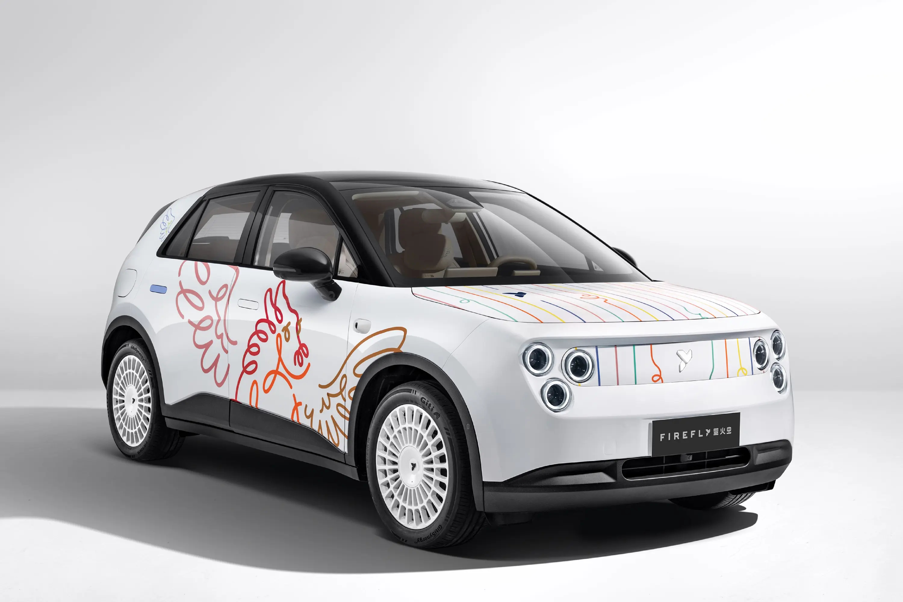 蔚来firefly萤火虫是真的懂年轻人啊，开了段时间越开越喜欢，欧系底盘调校的操