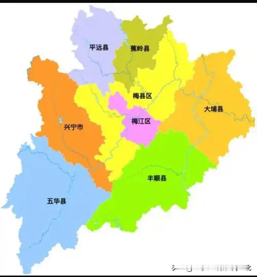 梅州市各区县（市）面积
1.梅江区            570.61平方公里