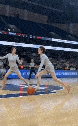 小姐姐们又攻下一块领域，谓之“商篮”