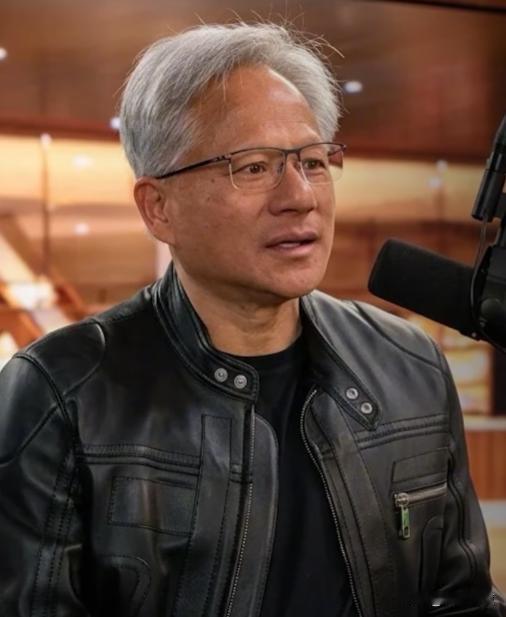 “最新的芯片绝对不应该给中国，这一点是毫无疑问的。”黄仁勋在前段时间的访问如是说