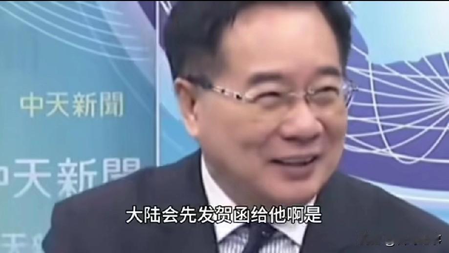 蔡正元这次不仅被打嘴，还啪啪打脸！
    蔡正元在10月6日中天新闻节目上说，