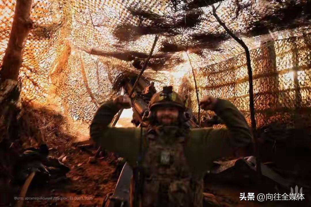 霸权碰壁！特朗普强逼以色列放人，以总统硬刚：主权绝不交易
 
美以铁杆同盟彻底撕