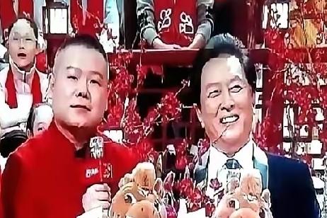 73岁的唐国强，在辽视春晚直播现场，突然手指岳云鹏厉声喝道：我从未见过如此厚颜之