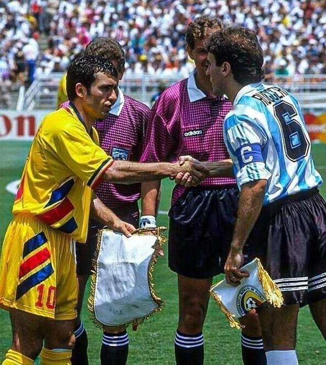 【老照片】  Gheorghe Hagi and Oscar Ruggeri, 