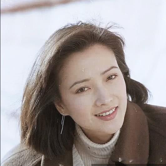 哭了！“古典第一美女”何晴走了，61岁定格永远的四大名著女神
 
家人们谁能想到