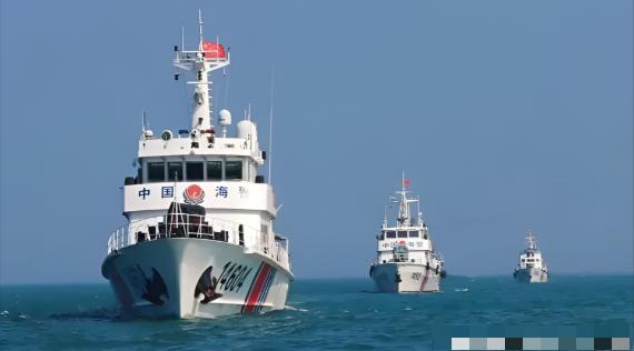 台湾三艘船围堵大陆一艘海警船，围了34小时。你真以为这是一场势均力敌的海上对峙？