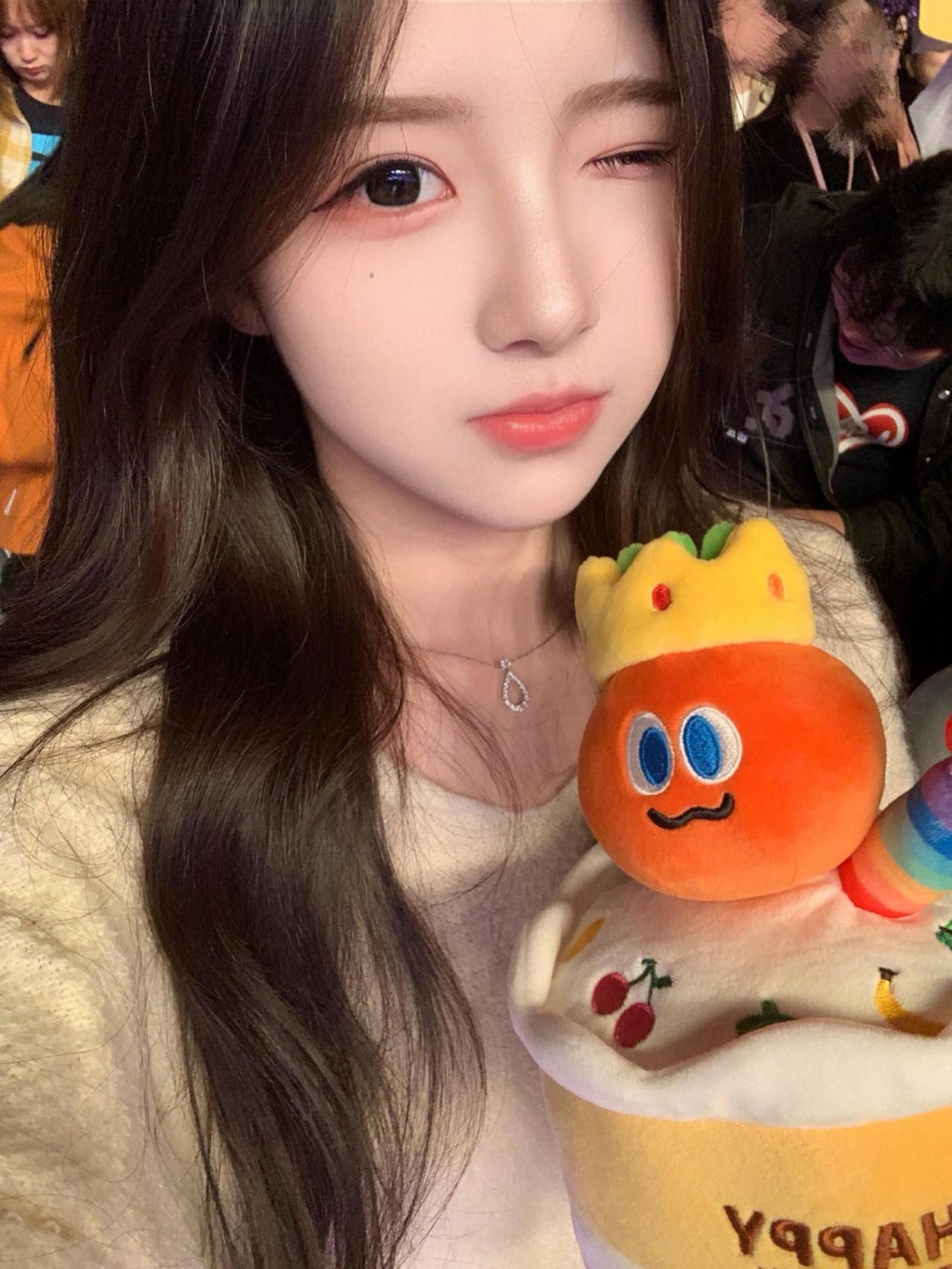 Happy birthday🍏跨越千山万水来看生日场
祝主唱大人天天快乐 不止