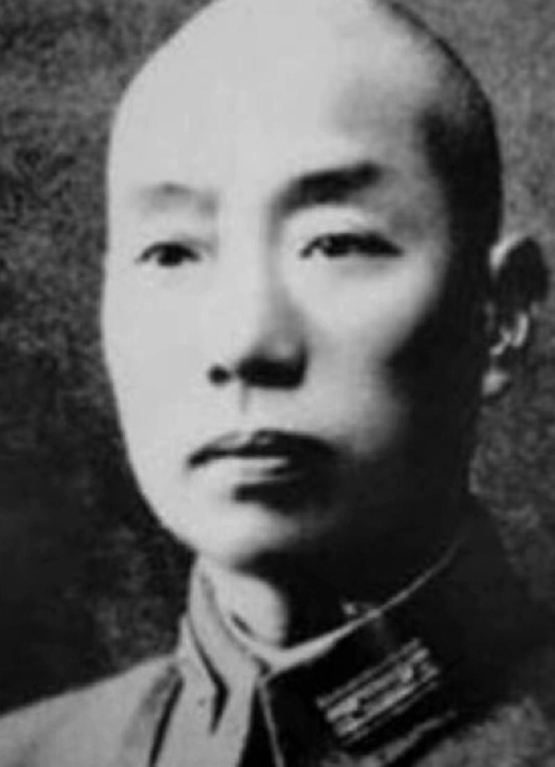 根据文章内容，
高秀娟和儿子在等待聂曦的过程中经历了以下困难：

隐藏身份与亲情