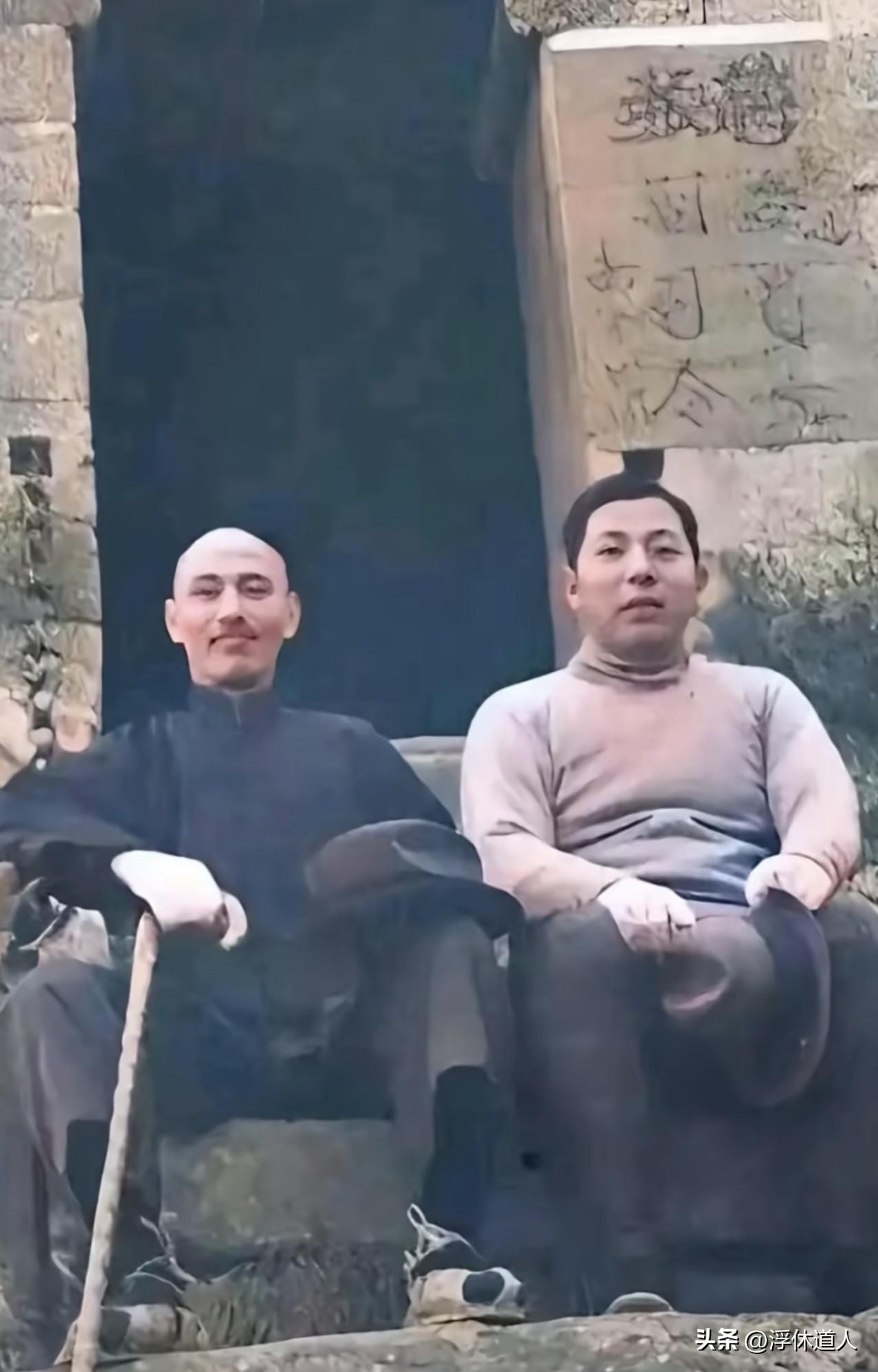 新思维：这个世界，变得越来越不正经了

我一直觉得，这是一个容易让人恍惚的时代。