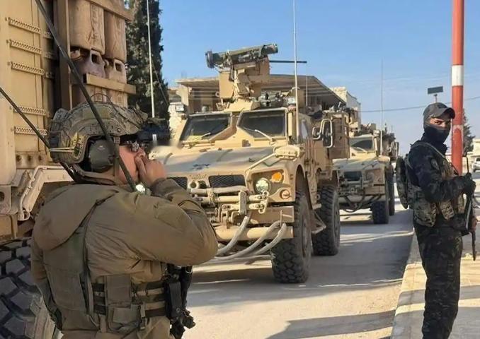 深夜突发地面交火！一觉醒来，伊朗边防部队雷霆出手，对潜入边境的武装分子果断开火，