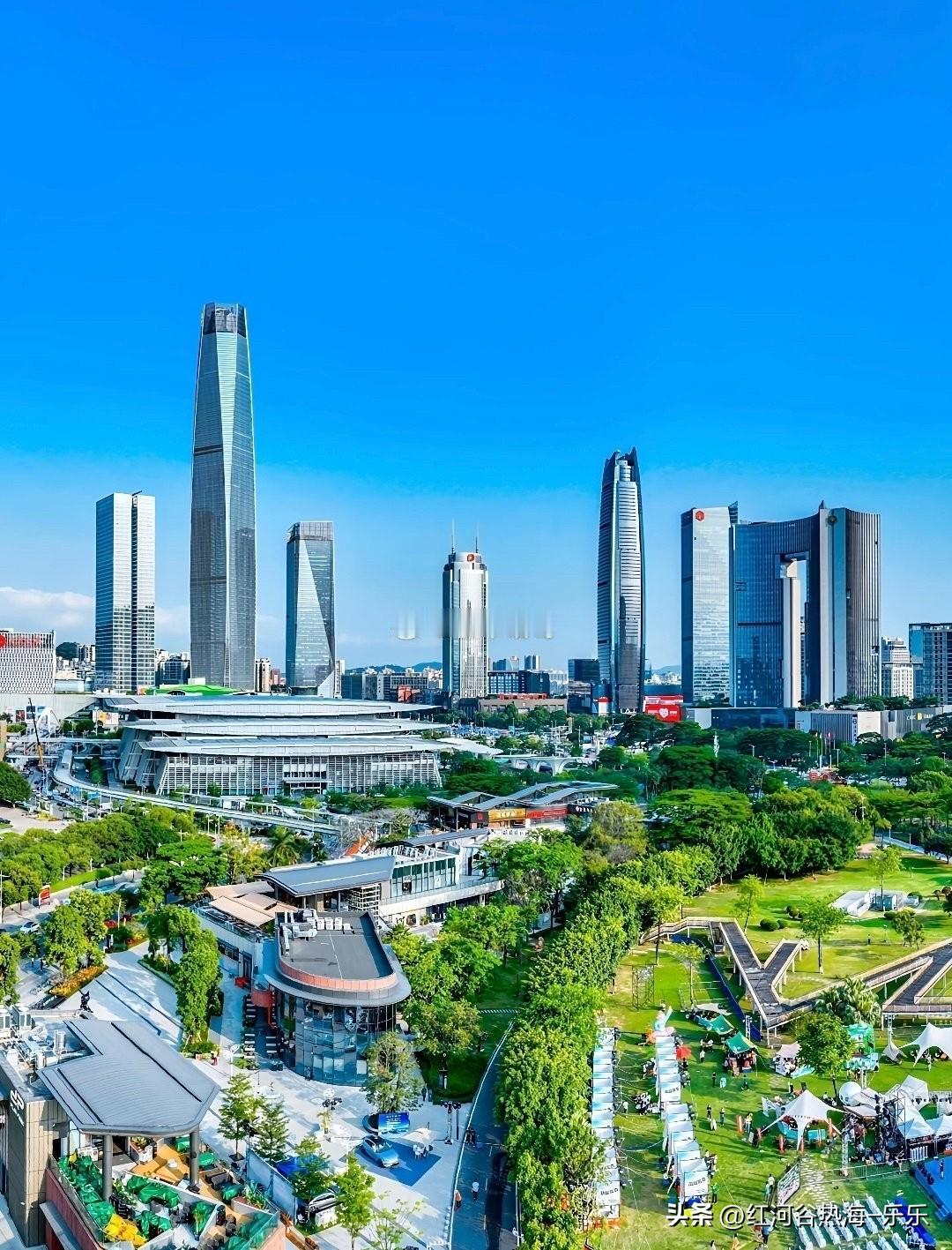 现在还有一些房产专家说什么这个房地产税之类的，都是要让租客缴纳的，房东不用出。