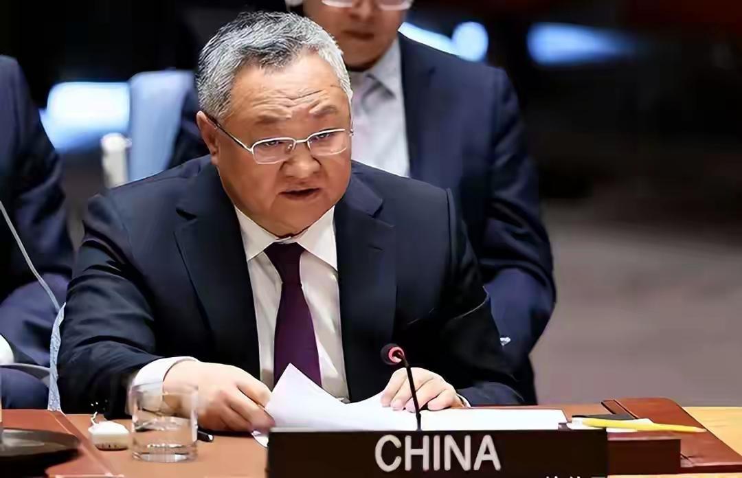 战争在即？美国大批部队进驻加勒比，中方接到求援，连说5个反对