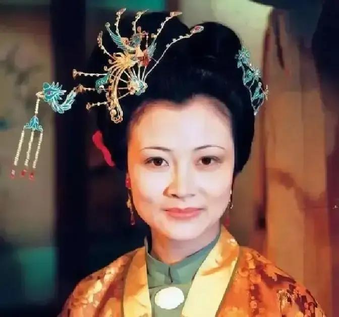 87版红楼梦选角导演拆了上万封信。
 
今天AI扫一遍脸就能筛人。
 
但陈晓旭