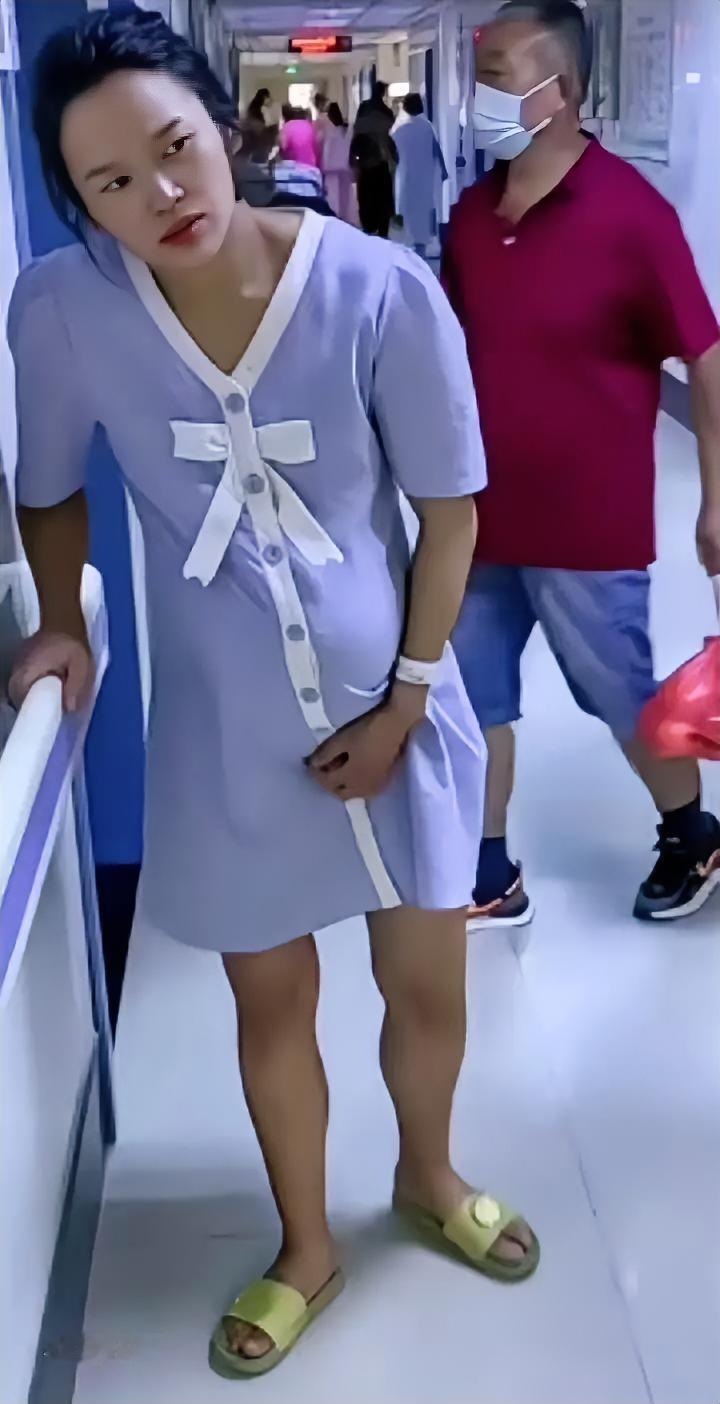 寒心了，女孩怀孕两个月了，男方把彩礼从26万降到8万，说没钱了，女孩说要去医院坠