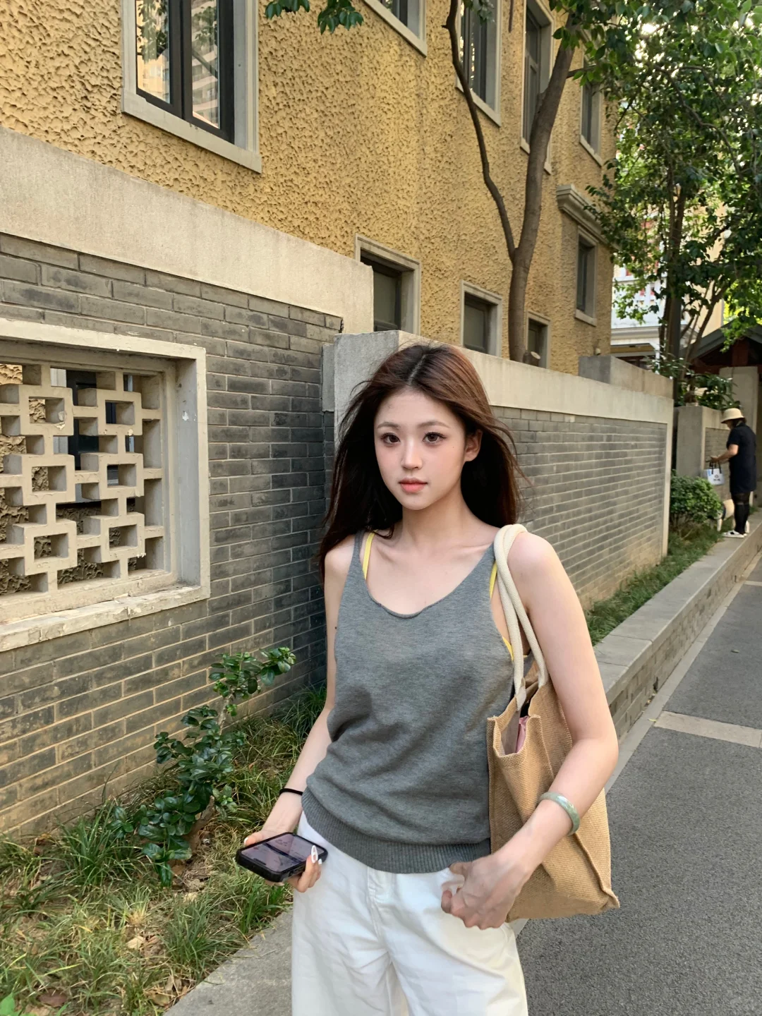 很松弛的穿搭