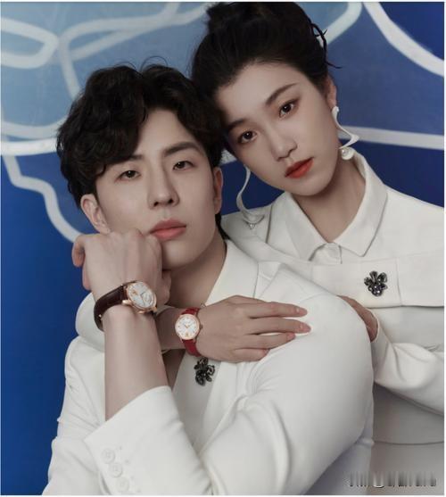 俩宝贝二十年青梅竹马的感情一定珍惜知根知底为冰舞流血流汗俩人有着深厚的感情后几个