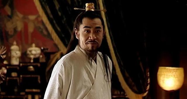 公元1542年，正在酣睡的嘉靖皇帝被16名宫女勒住脖子。方皇后得信后，立刻带侍从