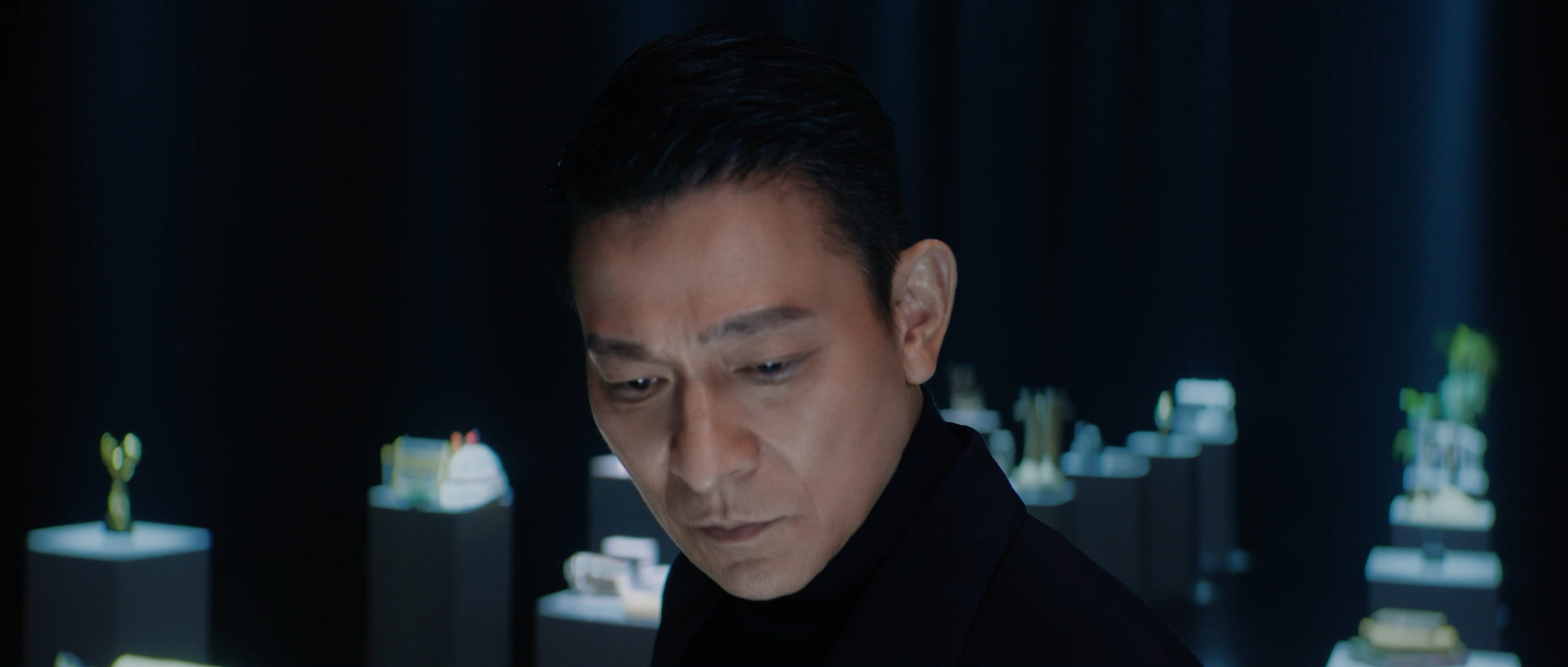 我的年度听歌报告以非凡收尾 刘德华用一首《非凡》给我的歌单画了个华丽句号。这位从