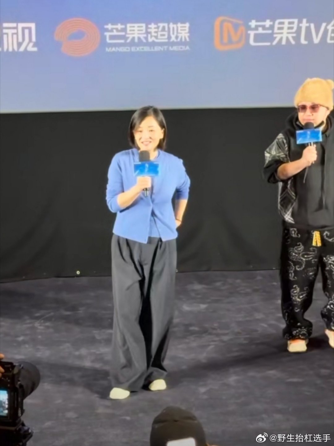 郭柯宇唱了一万一千公里郭柯宇真的多才多艺，好惊艳，今天《时差一万公里》看片会，唱