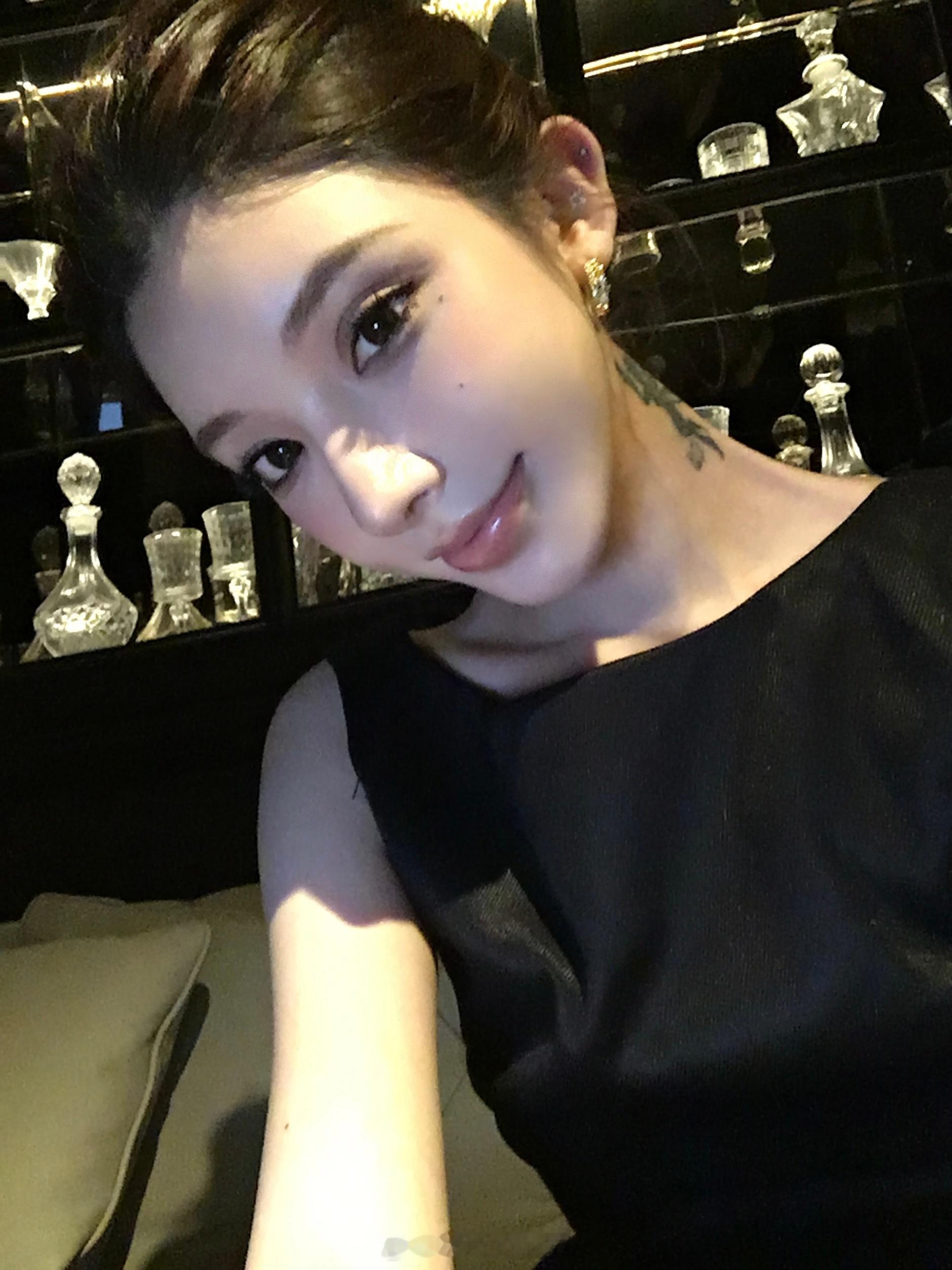 🖤 ​​​