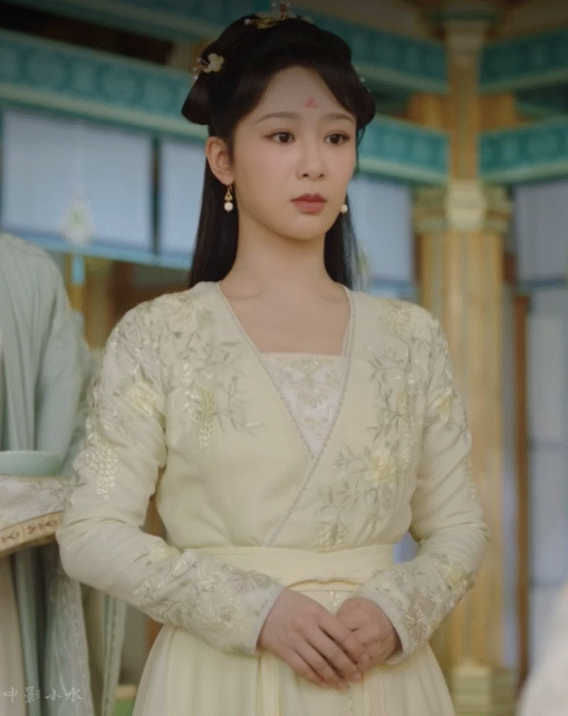 #长相思2名品演技大赏#长相思2中的人物更加立体，有着自己的情绪，而且演员们将这