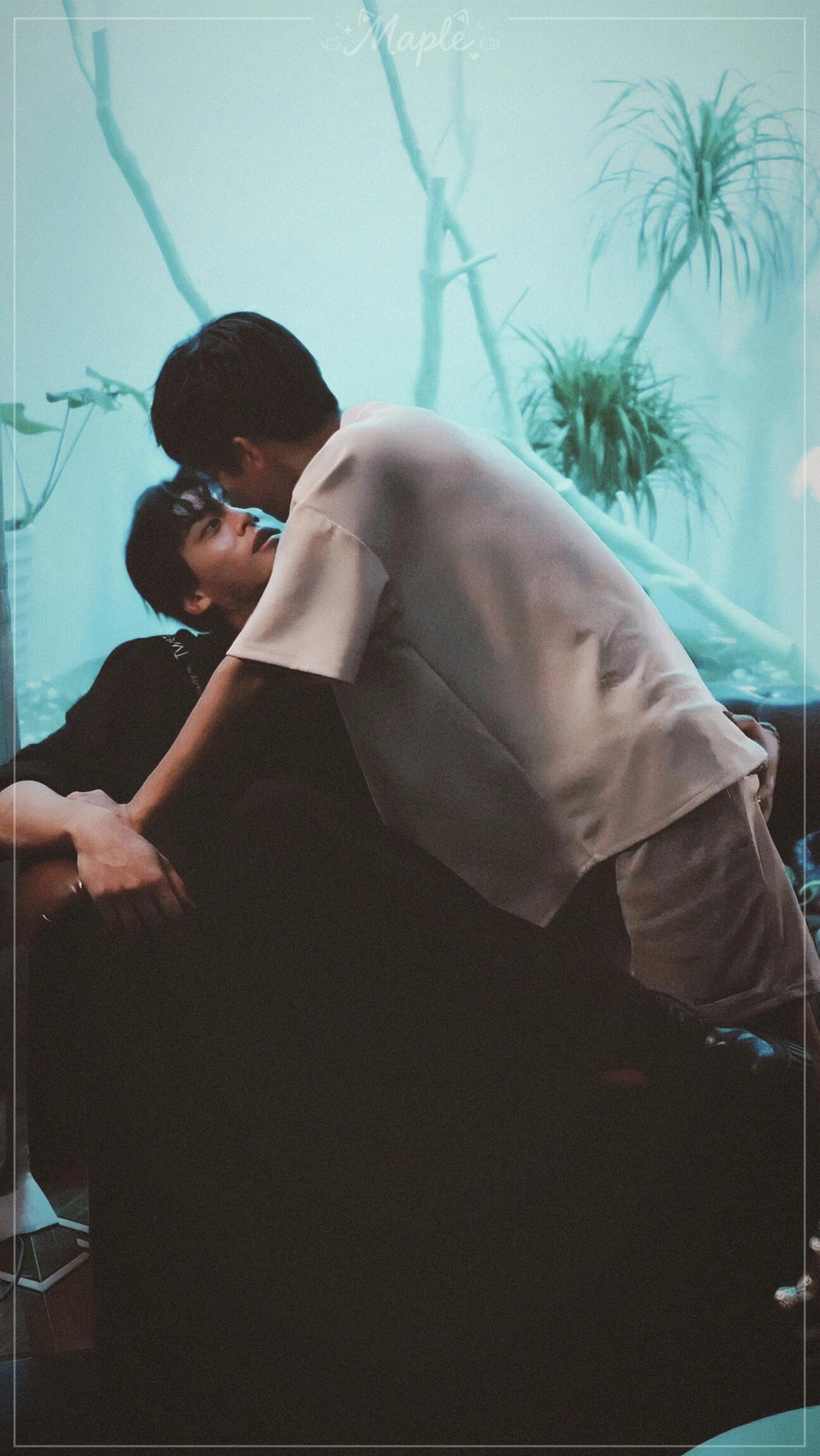 🌽栩你渝生 🌽栩渝99 仲夏逢佳时，平安两相宜；清风伴菖蒲，好运不落幕 