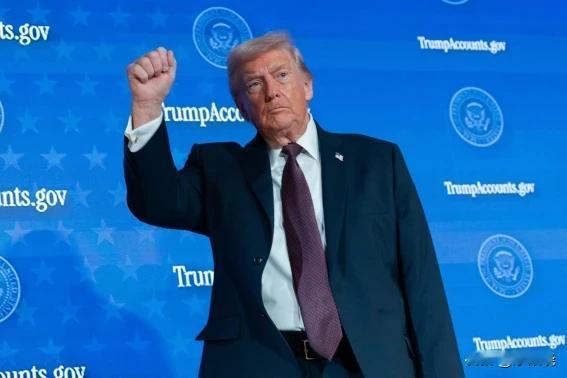 特朗普说：“现代史上的每一位总统都留给我们的孩子除了债务什么都没有。”“但在本届