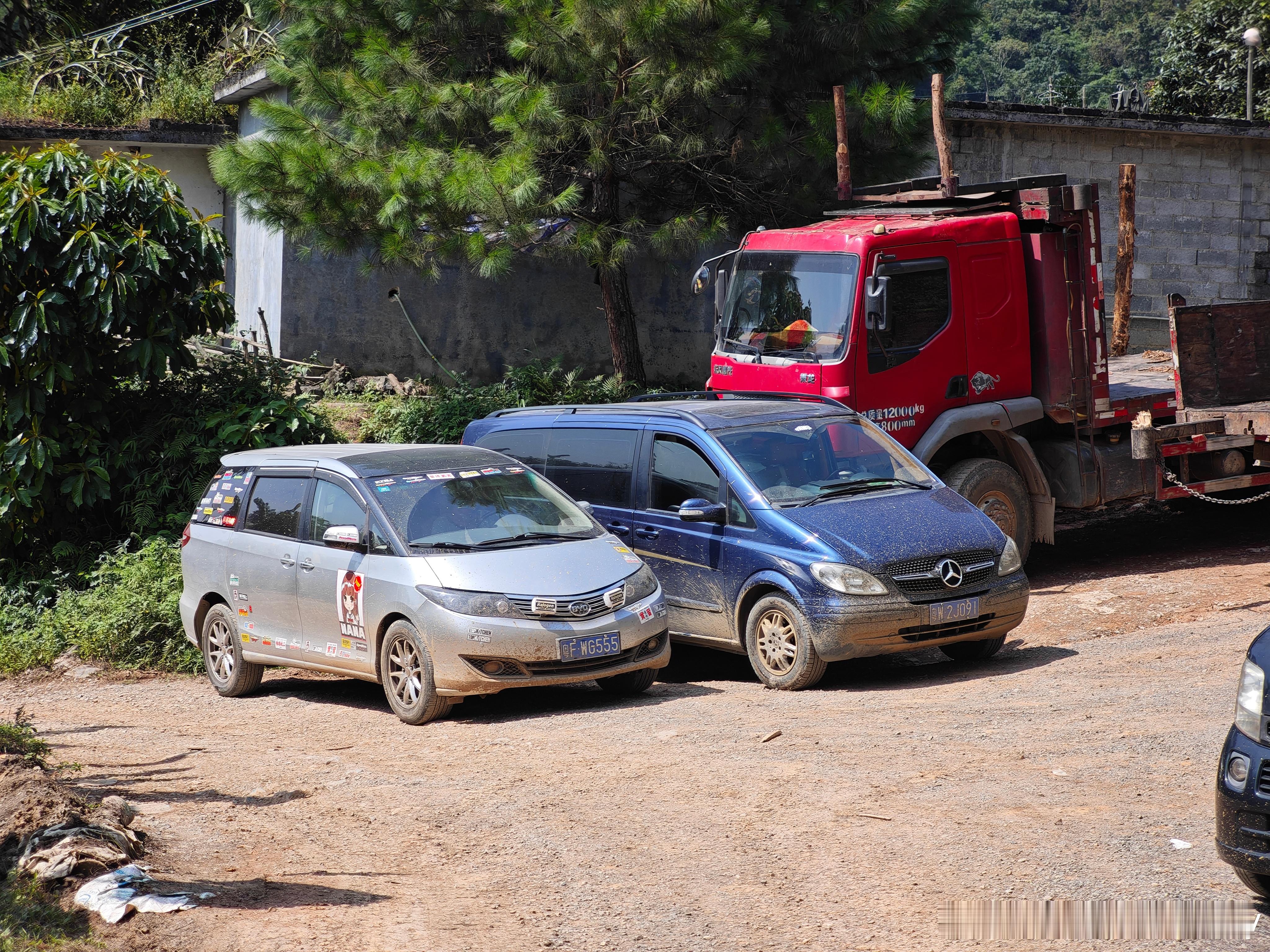 MPV 的翻译，其实是Multi Purpose Van。所以不能越野的MPV 