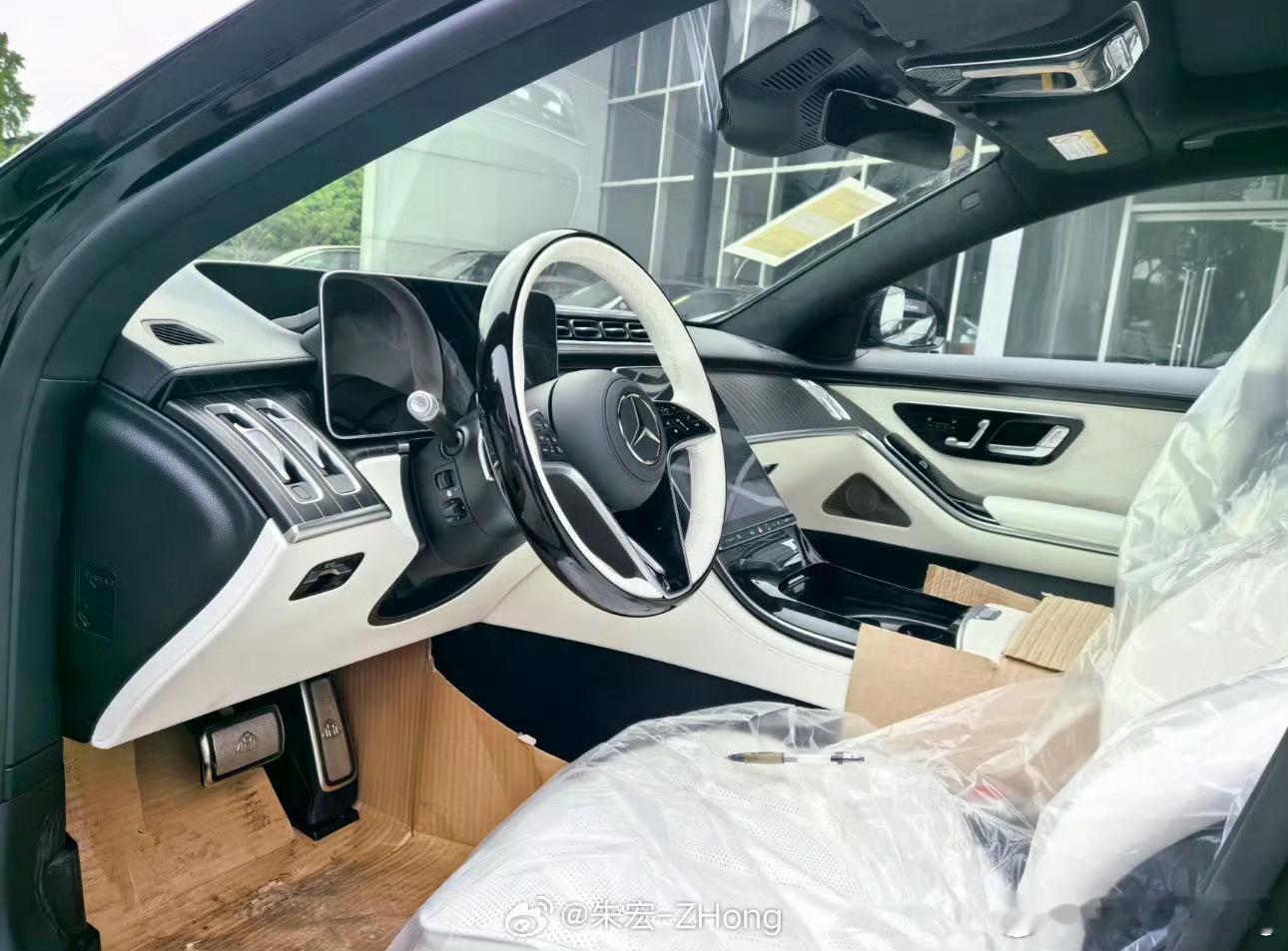 MAYBACH S580 Night Series  【库存两年】迈巴赫S580