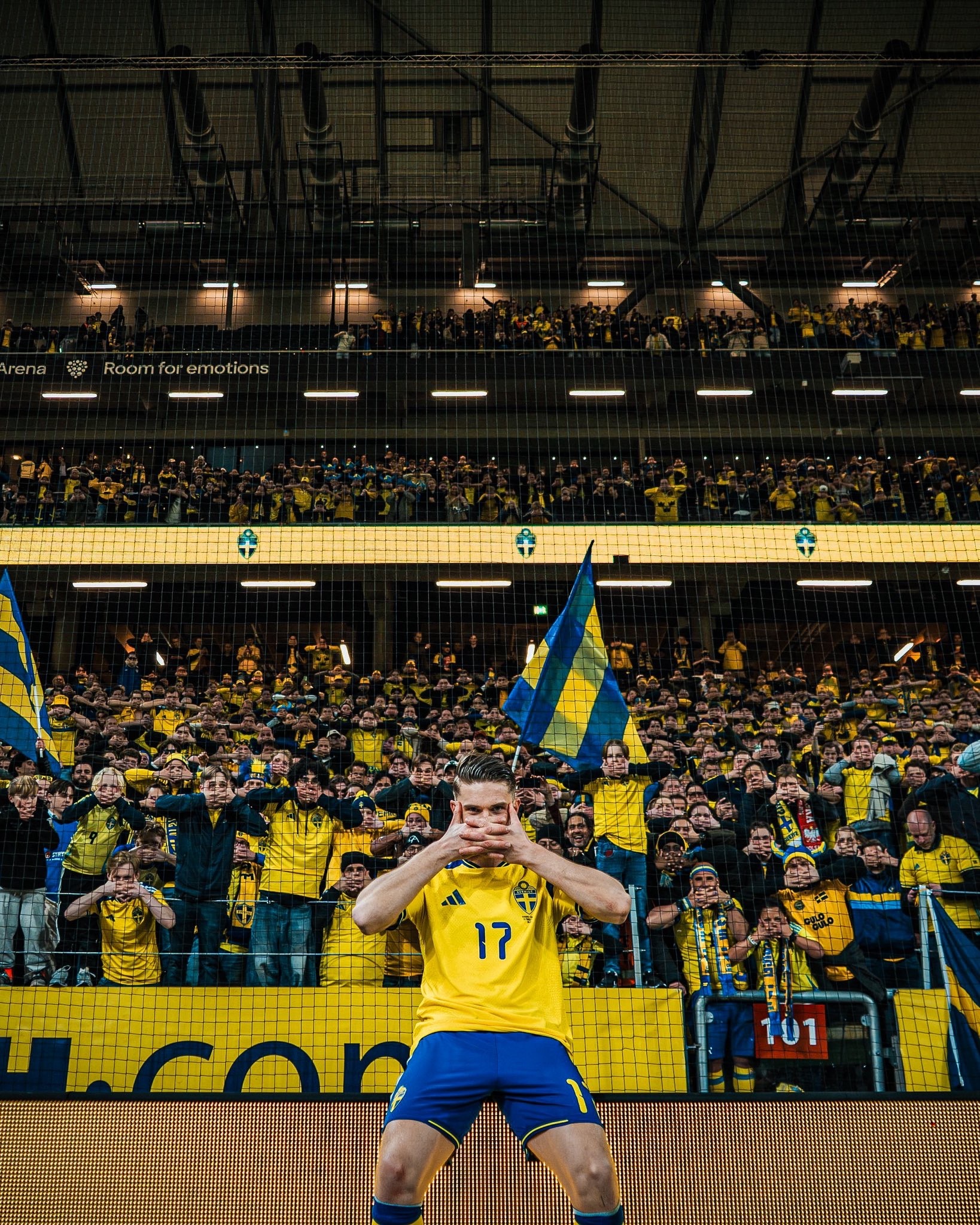 瑞典队通过欧国联特殊通道，在2026世界杯预选赛周期只赢两场就拿到美加墨机票。整