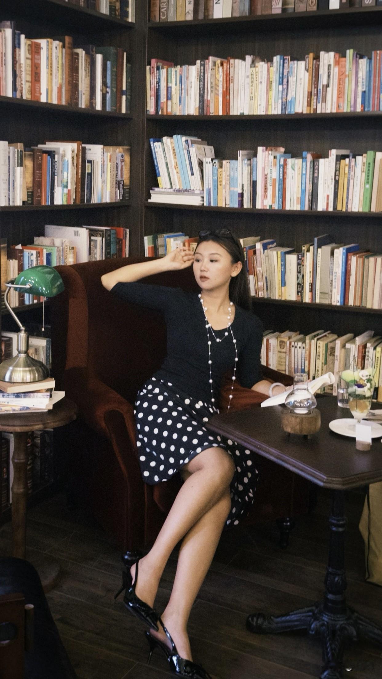 什么样的女人才称得上好女人老祖宗给出三重标准。一是温暖如春，她不会因小事计较，不