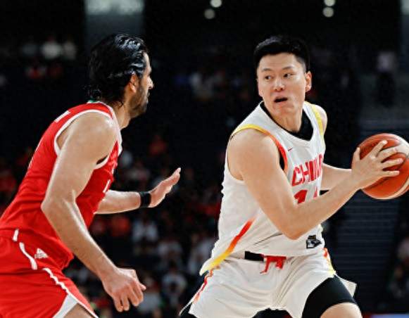 尽力局！庞峥麟空砍22+2 李弘权12分 中国男篮惨败伊朗无缘奖牌