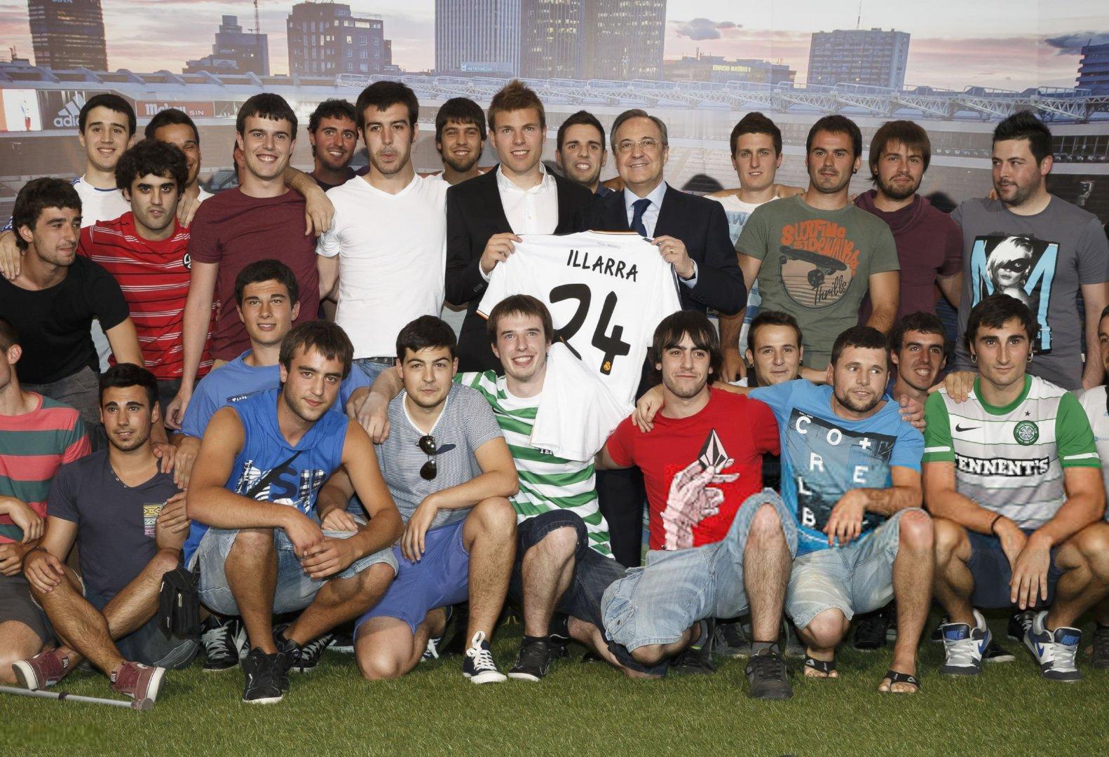 伊利亚拉门迪：“当初我加盟皇马官宣后，我和朋友们开始聊亮相的事。他们一个人报名，