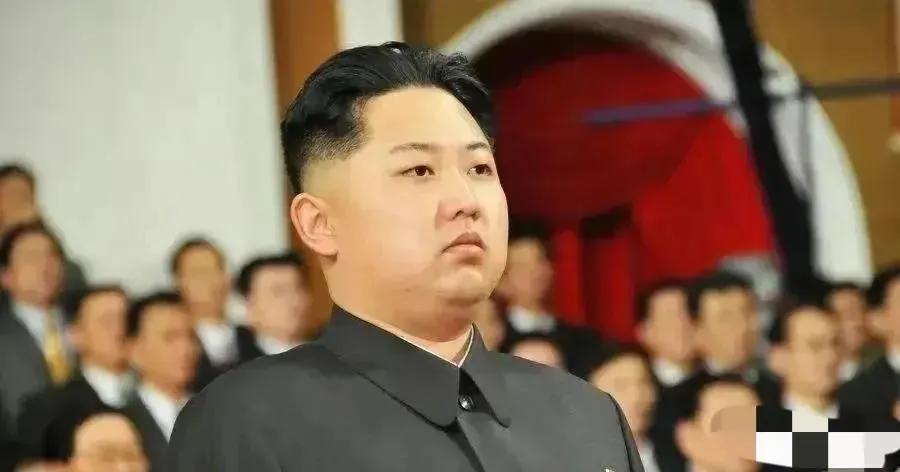 # 不能再忍了！解放军南海强硬回应引发热议

**描述：** 最近，南海局势再度