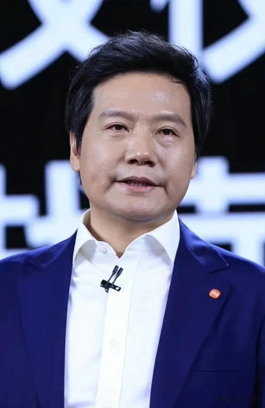 这段时间，雷老板内心深处很纳闷:为什么拥有高通最好处理器、价格便宜的小米手机，死