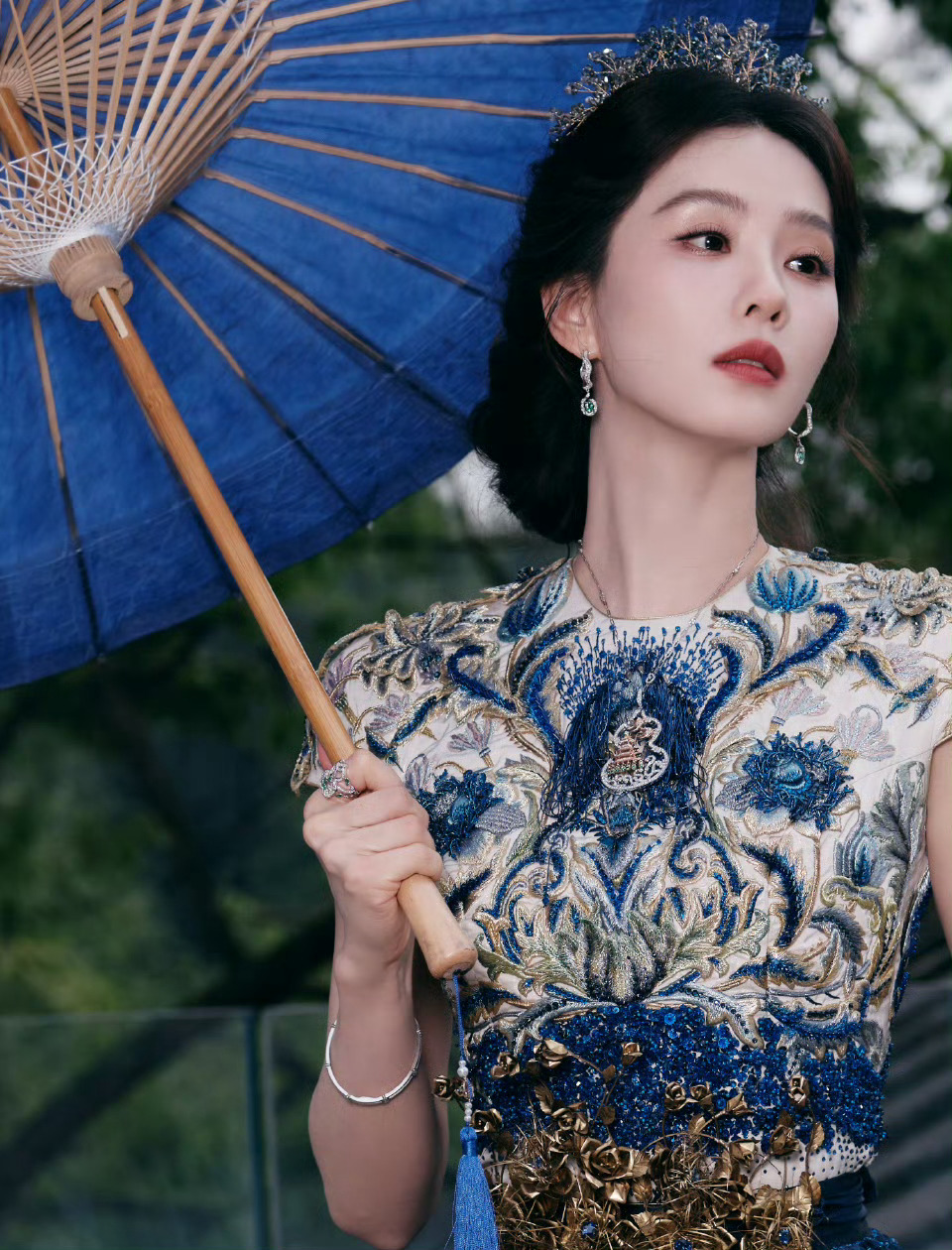 刘诗诗又在撩妹 刘诗诗的气质真的永远让人无可挑剔，温柔与优雅在她身上完美融合，不