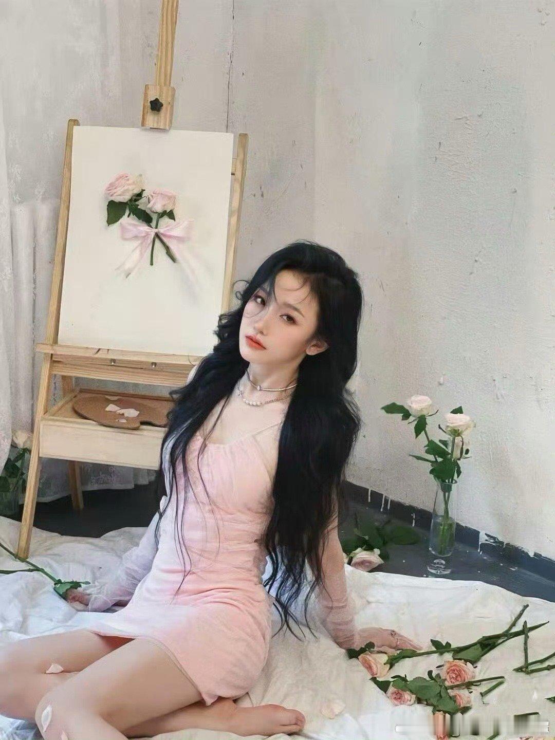 你们短剧观众吃这么好也不说一声短剧观众你们的嘴是真严啊，这短剧演员的美貌简直太美