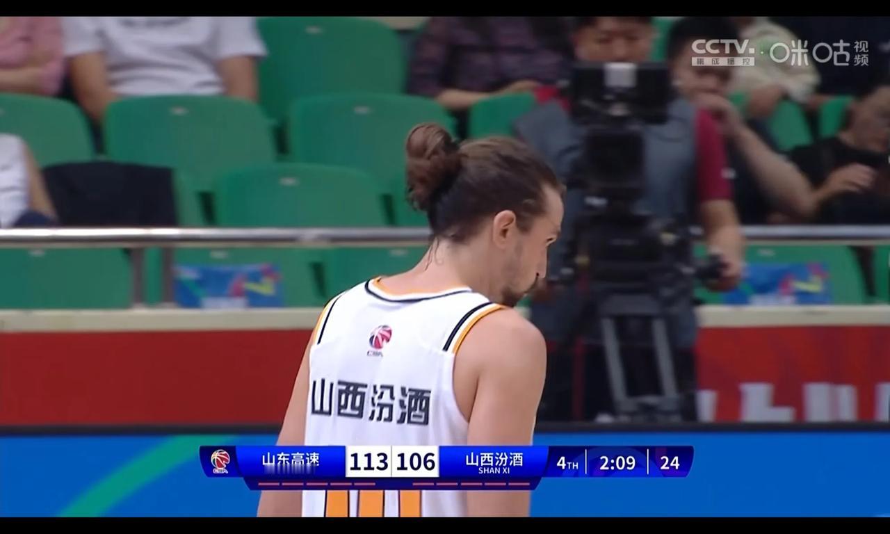 山西放弃王汝恒周湛东，没有控卫的CBA球队，凭什么进季后赛呢？

山西队裁人，肯