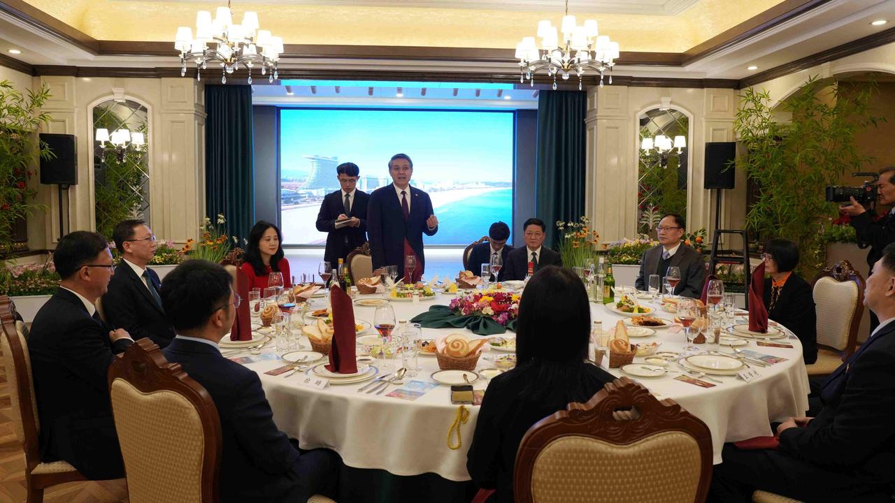 中国春节之际，朝鲜举办中朝节日招待会，引起外界关注。

2月14日，朝鲜外务省对