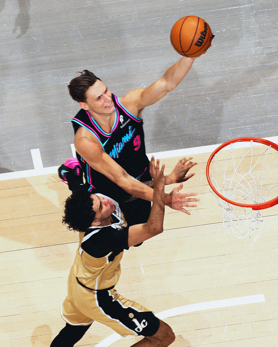 拉尔森谈个人表现：事情很简单，抓住对手给的好机会出手得分---热火战胜奇才。本场