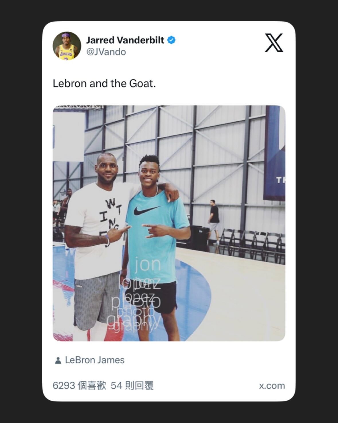 詹姆斯今天赛后谈到范德比尔特：“我们需要他的运动能力，也需要他能够防守多个位置的