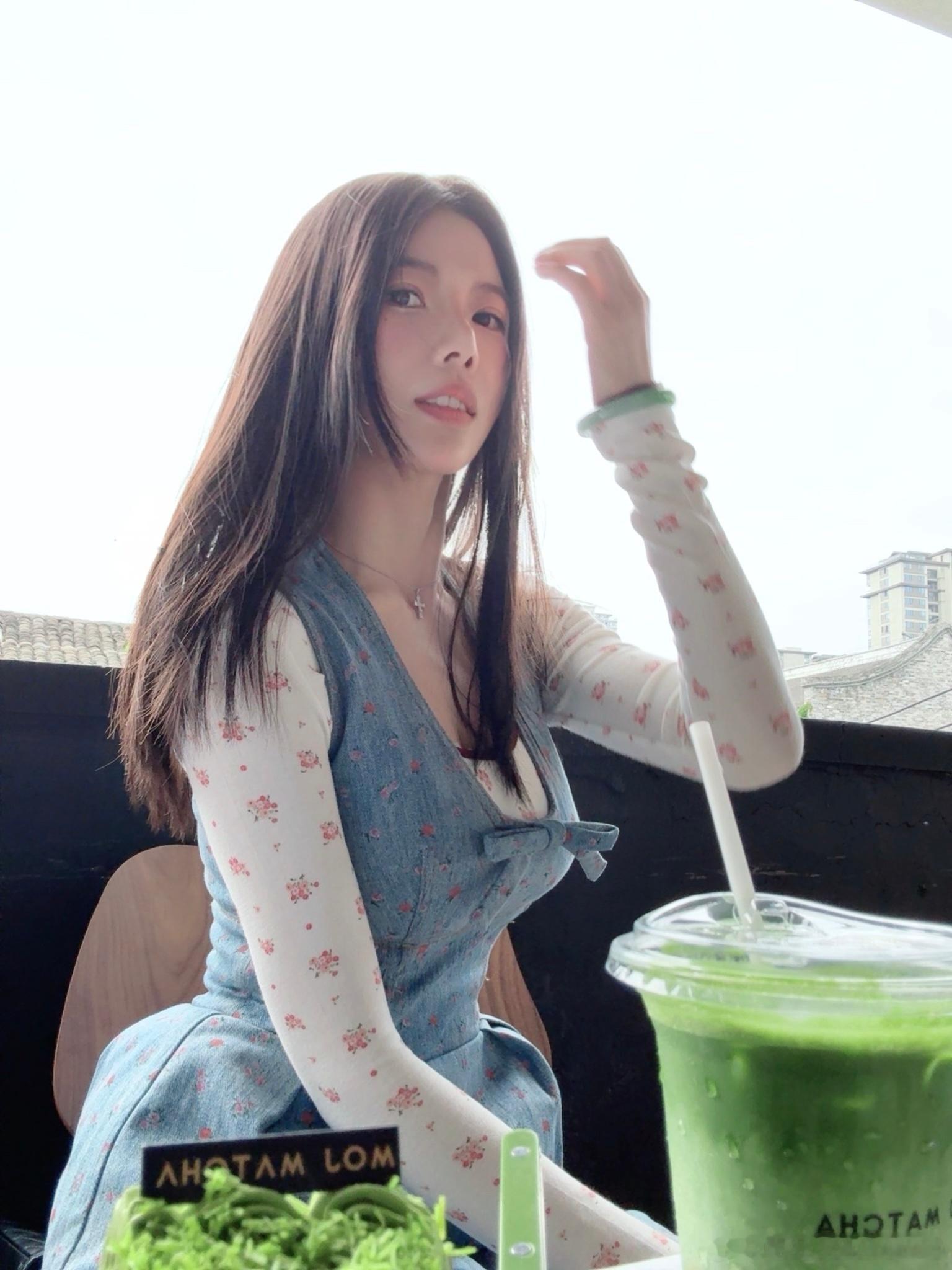 嘻嘻 这个生日面怎么样 