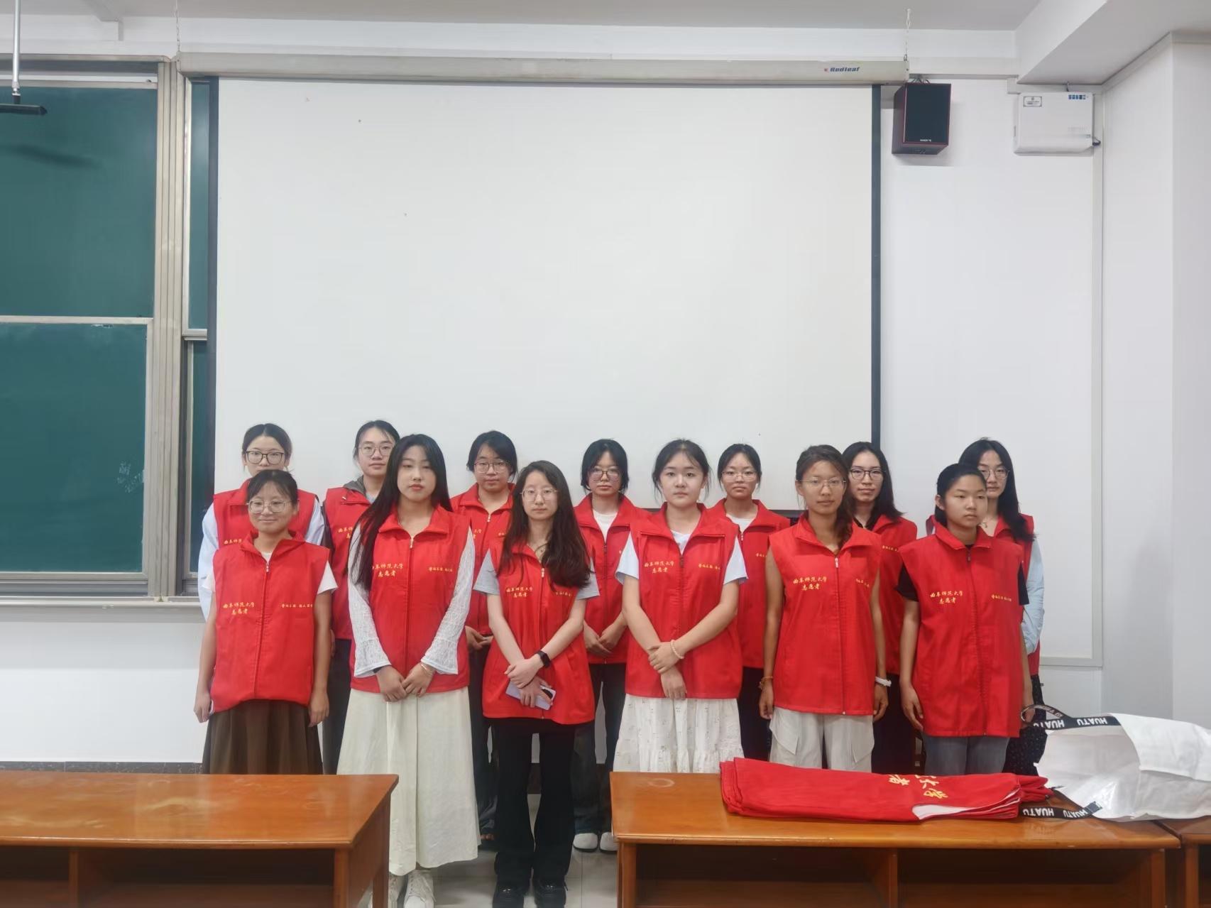 秦岭笑谈寻访小调诞生圣地，传唱沂蒙红色薪火曲阜师范大学社会实践青春三下乡 为深挖
